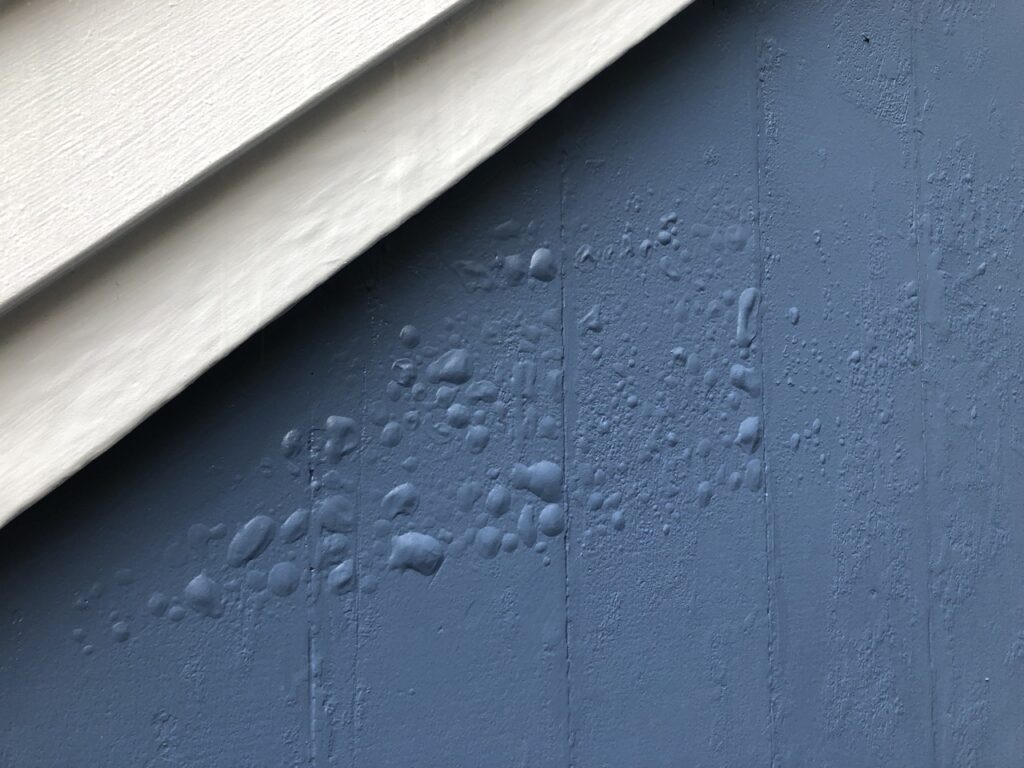 How to Fix Bubbling Paint on Exterior Walls