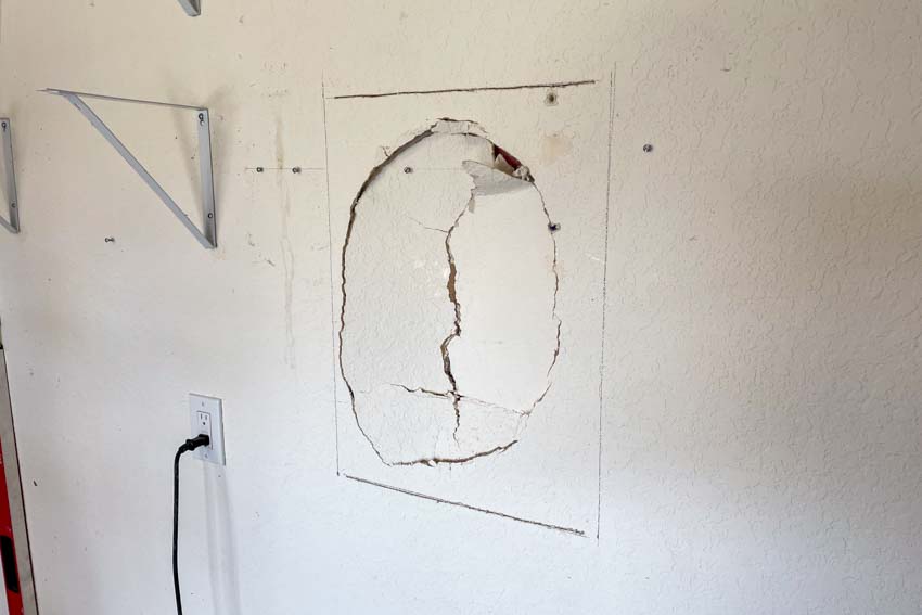 How to Patch Large Holes in Drywall Yourself